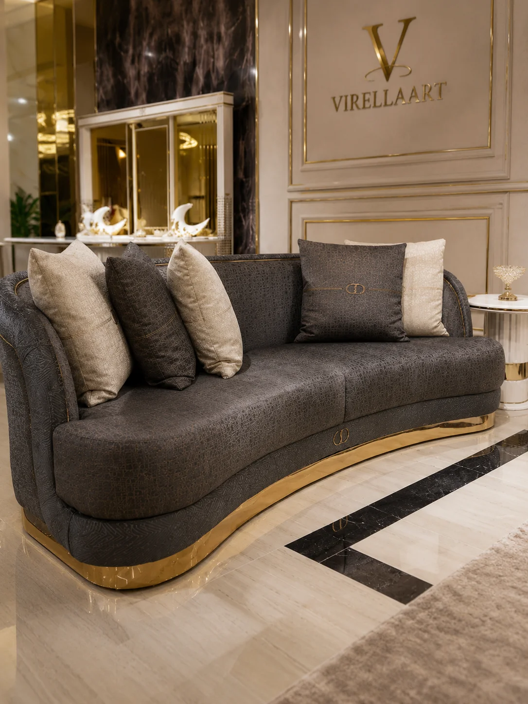 Delux Living Room